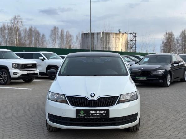 Skoda Rapid I Рестайлинг с пробегом 2017 года, цена 1 290 000 рублей, 87133 км, лифтбек, Автокод Объявления