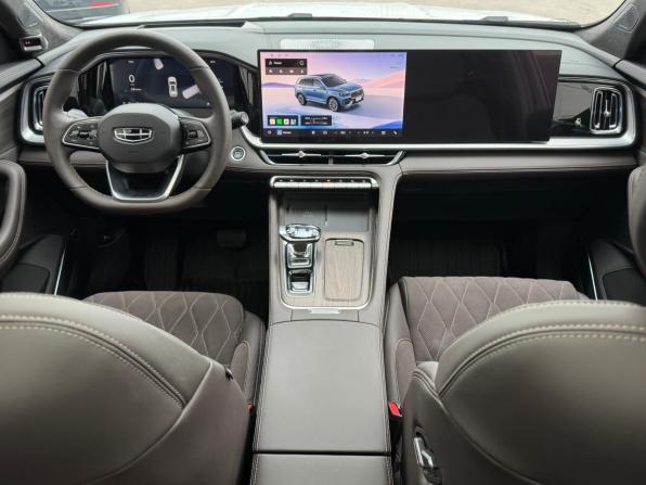 Geely Monjaro I Рестайлинг с пробегом 2025 года, цена 3 850 000 рублей, 5822 км, внедорожник, Автокод Объявления