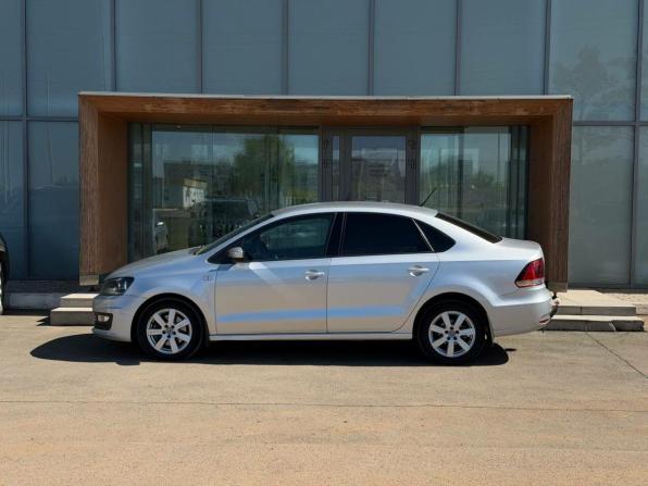 Volkswagen Polo V Рестайлинг с пробегом 2016 года, цена 1 150 000 рублей, 104481 км, седан, Автокод Объявления