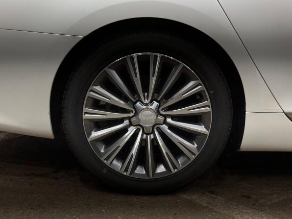Kia Quoris I Ресталинг 2 с пробегом 2017 года, цена 2 150 000 рублей, 85155 км, седан, Автокод Объявления