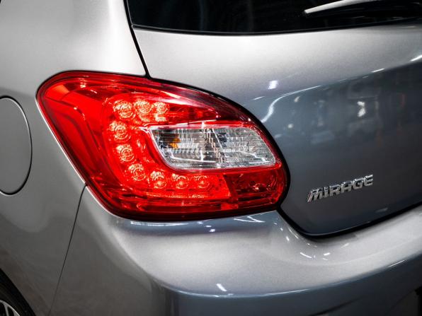 Mitsubishi Mirage VI Рестайлинг с пробегом 2017 года, цена 850 000 рублей, 98000 км, хэтчбек, Автокод Объявления