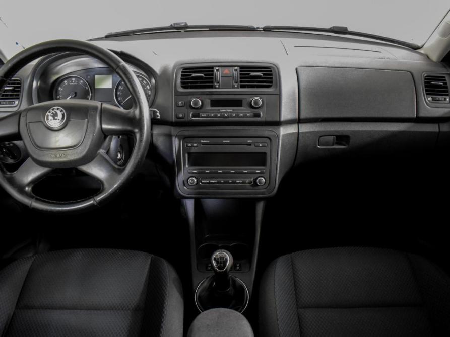 Skoda Fabia II Рестайлинг Москва  - изображение 12