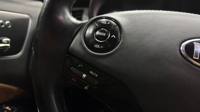 Kia Quoris I Ресталинг 2 с пробегом 2017 года, цена 2 420 000 рублей, 85155 км, седан, Автокод Объявления