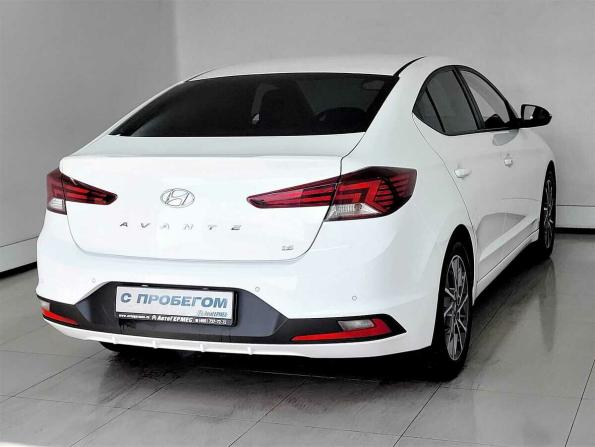 Hyundai Avante VI Рестайлинг с пробегом 2019 года, цена 1 635 000 рублей, 105434 км, седан, Автокод Объявления