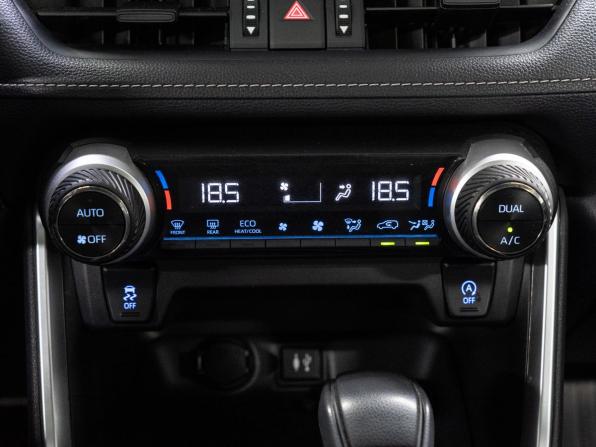 Toyota RAV4 V (XA50) с пробегом 2021 года, цена 3 450 000 рублей, 64061 км, внедорожник, Автокод Объявления