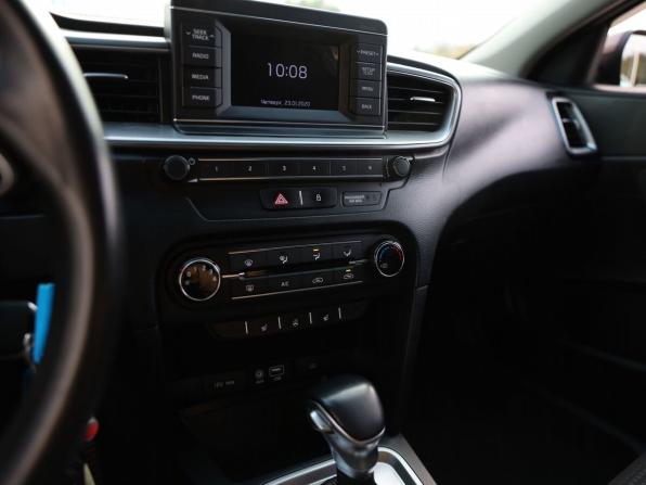 Kia Ceed III с пробегом 2019 года, цена 1 683 000 рублей, 78336 км, хэтчбек, Автокод Объявления