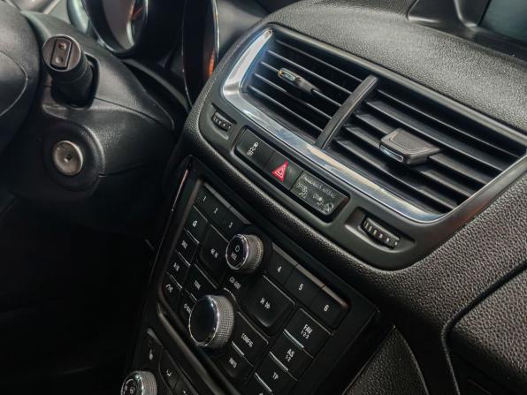 Opel Mokka I с пробегом 2014 года, цена 1 149 900 рублей, 139200 км, внедорожник, Автокод Объявления