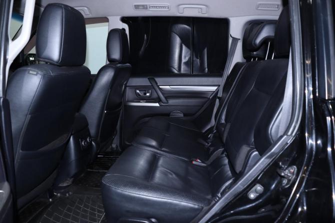 Mitsubishi Pajero IV Рестайлинг 1 с пробегом 2012 года, цена 1 930 000 рублей, 231966 км, внедорожник, Автокод Объявления