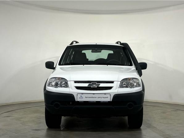 Chevrolet Niva I Рестайлинг с пробегом 2018 года, цена 770 000 рублей, 83918 км, внедорожник, Автокод Объявления