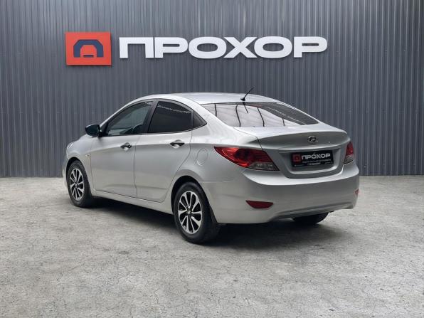 Hyundai Solaris I с пробегом 2012 года, цена 747 000 рублей, 163247 км, седан, Автокод Объявления