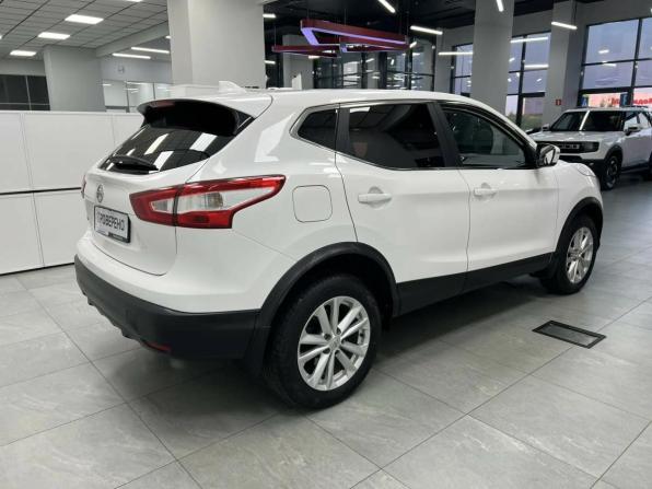 Nissan Qashqai II с пробегом 2017 года, цена 1 699 000 рублей, 160000 км, внедорожник, Автокод Объявления