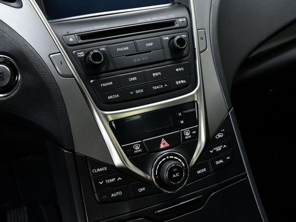 Hyundai Grandeur V с пробегом 2013 года, цена 1 547 000 рублей, 157800 км, седан, Автокод Объявления