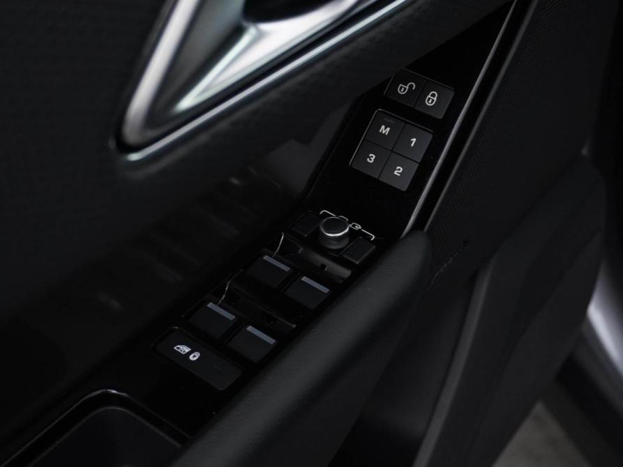 Land Rover Range Rover Velar I Москва  - изображение 18
