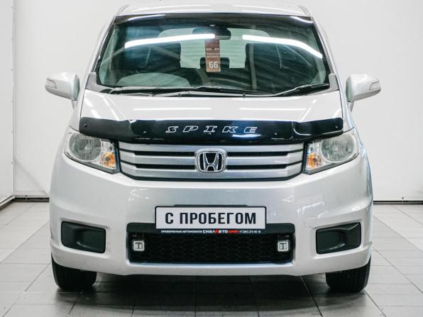 Honda Freed I Рестайлинг с пробегом 2012 года, цена 1 049 000 рублей, 125033 км, компактвэн, Автокод Объявления