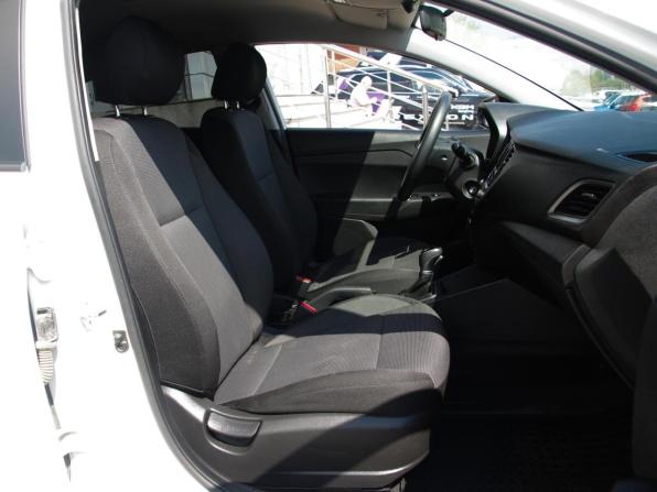 Hyundai Solaris II с пробегом 2017 года, цена 1 289 000 рублей, 116371 км, седан, Автокод Объявления