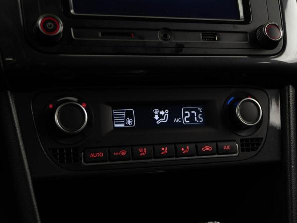 Volkswagen Polo V Рестайлинг с пробегом 2018 года, цена 1 138 055 рублей, 135252 км, седан, Автокод Объявления