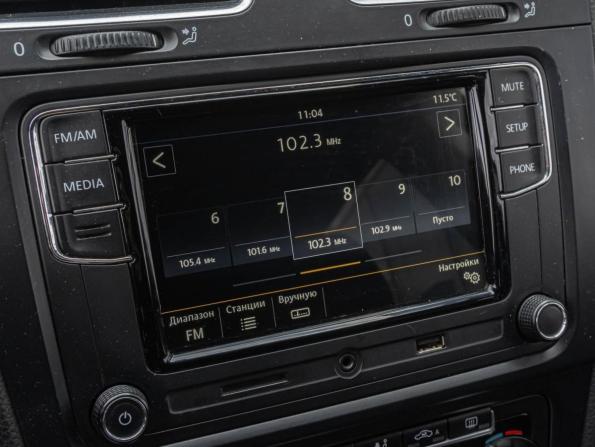 Volkswagen Golf VI с пробегом 2009 года, цена 810 000 рублей, 267476 км, хэтчбек, Автокод Объявления