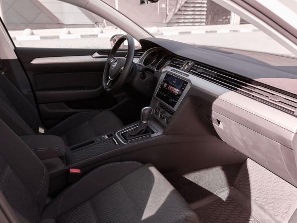 Volkswagen Passat B8 с пробегом 2019 года, цена 2 274 400 рублей, 85373 км, седан, Автокод Объявления