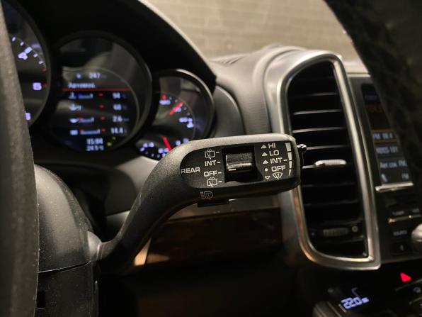 Porsche Cayenne II (958) с пробегом 2012 года, цена 2 200 000 рублей, 333309 км, внедорожник, Автокод Объявления