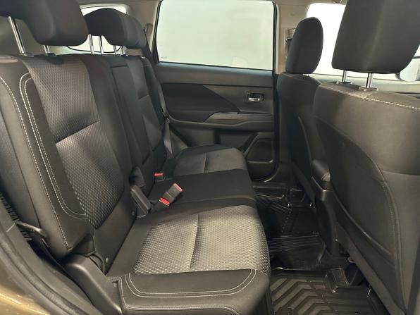 Mitsubishi Outlander III Рестайлинг 3 с пробегом 2018 года, цена 1 785 000 рублей, 129996 км, внедорожник, Автокод Объявления