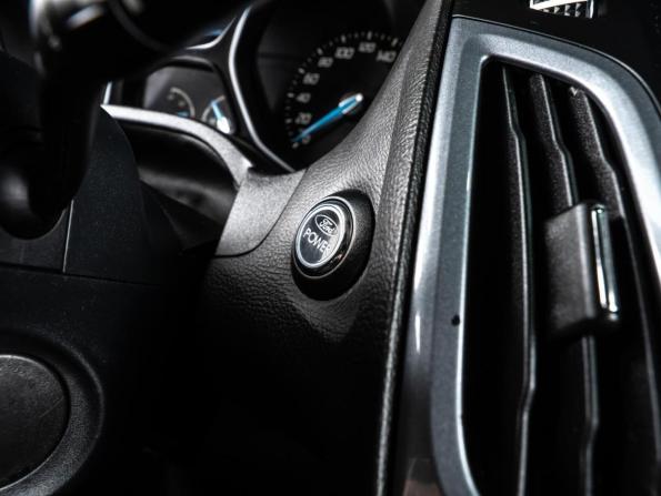 Ford Focus III с пробегом 2012 года, цена 949 000 рублей, 129415 км, седан, Автокод Объявления