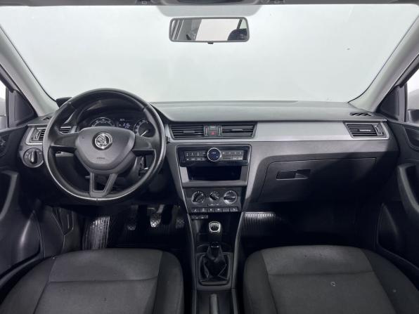 Skoda Rapid I Рестайлинг с пробегом 2017 года, цена 990 000 рублей, 203087 км, лифтбек, Автокод Объявления