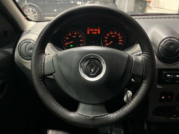 Renault Logan I Рестайлинг с пробегом 2011 года, цена 395 000 рублей, 208128 км, седан, Автокод Объявления