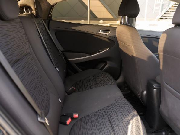 Hyundai Solaris I Рестайлинг с пробегом 2016 года, цена 1 039 000 рублей, 131583 км, седан, Автокод Объявления