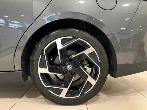 Changan Lamore с пробегом 2024 года, цена 1 999 999 рублей, 20119 км, седан, Автокод Объявления