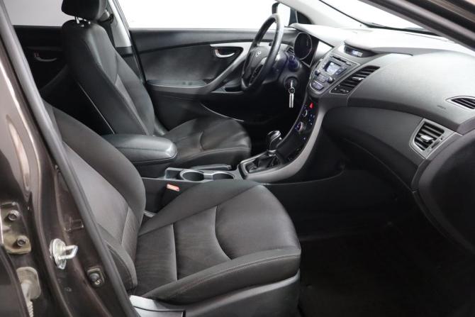 Hyundai Elantra V (MD) Рестайлинг с пробегом 2015 года, цена 1 049 000 рублей, 192000 км, седан, Автокод Объявления