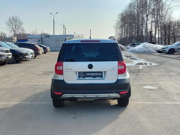 Skoda Yeti I с пробегом 2013 года, цена 993 000 рублей, 122265 км, внедорожник, Автокод Объявления