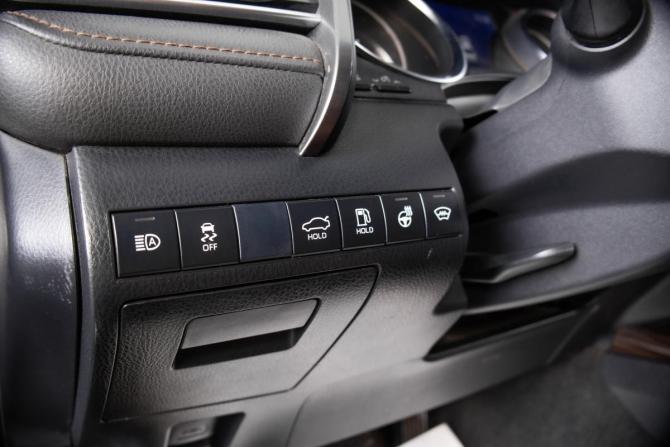 Toyota Camry VIII (XV70) с пробегом 2020 года, цена 2 599 000 рублей, 226547 км, седан, Автокод Объявления