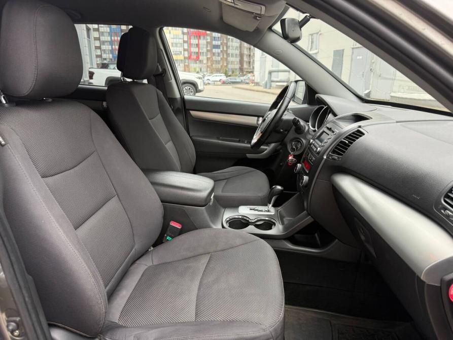 Kia Sorento II Рестайлинг Санкт-Петербург  - изображение 15
