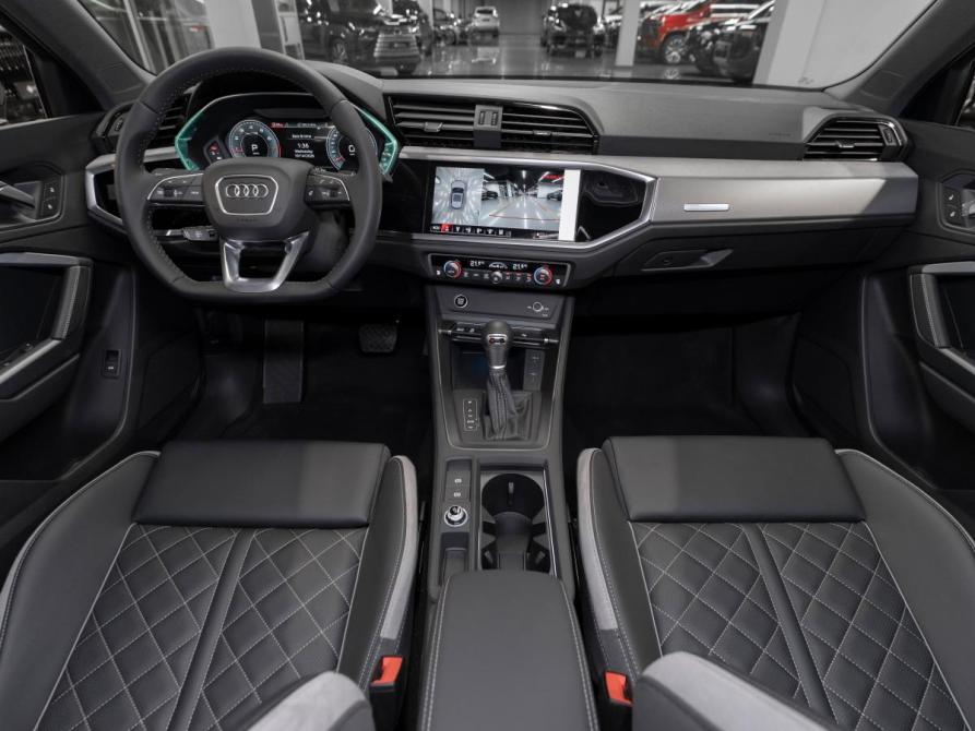 Audi Q3 II (F3) Москва  - изображение 8