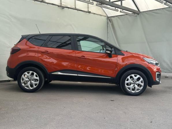 Renault Kaptur I с пробегом 2017 года, цена 1 595 000 рублей, 114030 км, внедорожник, Автокод Объявления