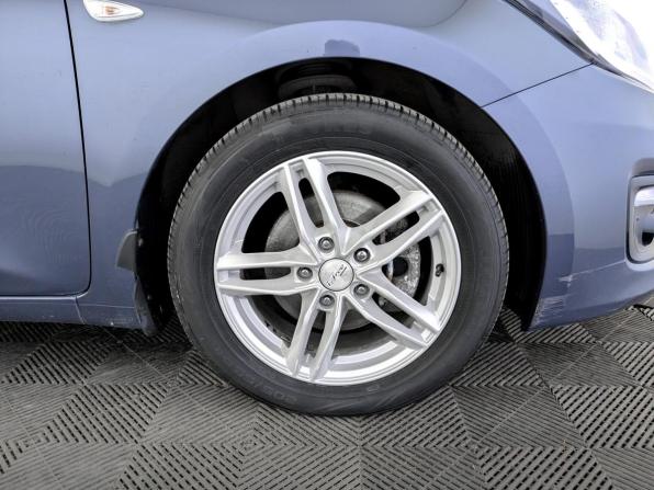 Kia Ceed II Рестайлинг с пробегом 2017 года, цена 1 320 000 рублей, 143061 км, хэтчбек, Автокод Объявления