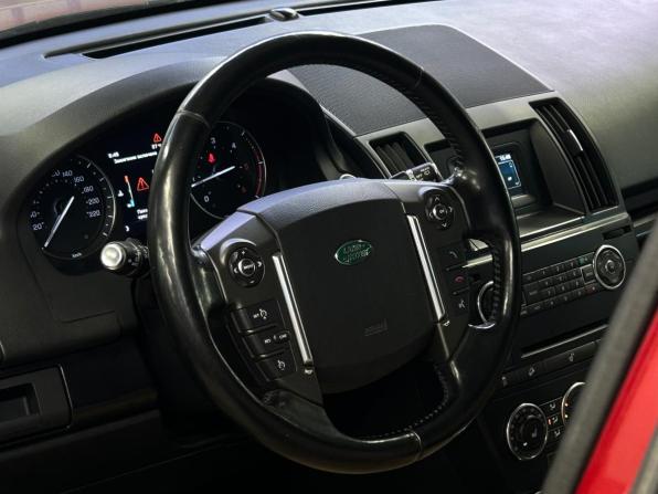 Land Rover Freelander II Рестайлинг 2 с пробегом 2014 года, цена 1 657 000 рублей, 219315 км, внедорожник, Автокод Объявления
