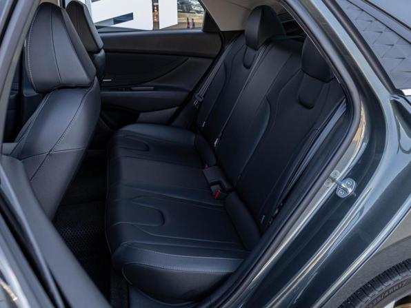 Hyundai Elantra VII (CN7) Рестайлинг с пробегом 2023 года, цена 2 070 000 рублей, 47047 км, седан, Автокод Объявления