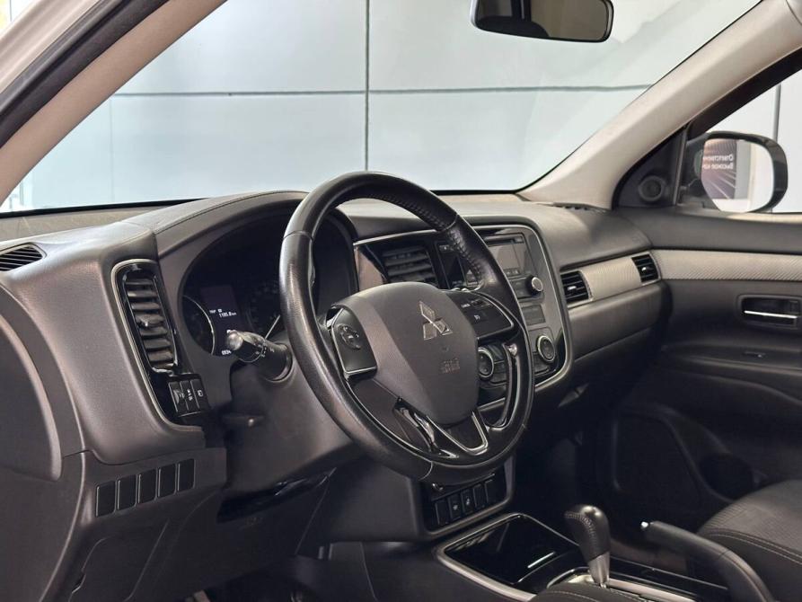 Mitsubishi Outlander III Рестайлинг 2 Тверь  - изображение 7