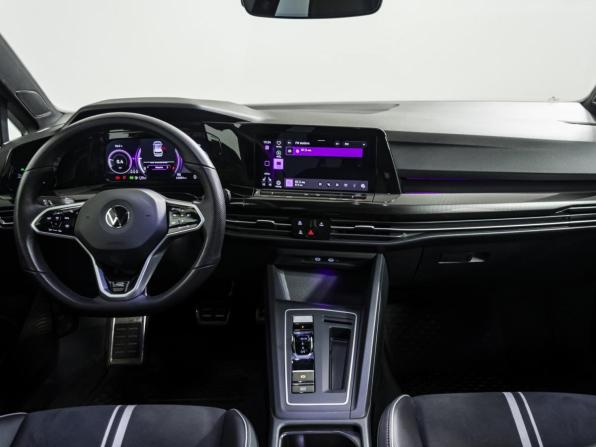 Volkswagen Golf VIII с пробегом 2022 года, цена 3 199 000 рублей, 62900 км, хэтчбек, Автокод Объявления