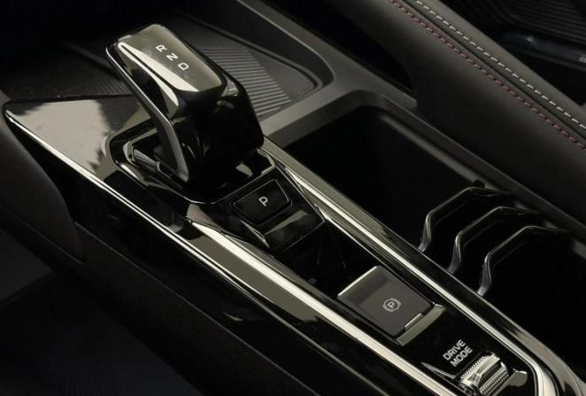 Новый Geely Coolray I Рестайлинг 2 2026 года, цена 2 944 990 рублей, внедорожник, Автокод Объявления