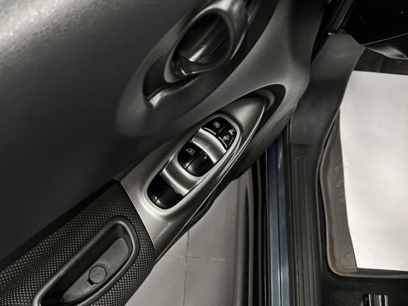 Nissan Juke I с пробегом 2013 года, цена 985 000 рублей, 130875 км, внедорожник, Автокод Объявления
