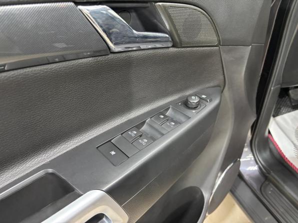 Opel Antara I Рестайлинг с пробегом 2014 года, цена 920 000 рублей, 176978 км, внедорожник, Автокод Объявления