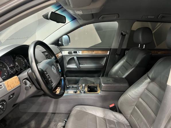 Volkswagen Touareg I Рестайлинг с пробегом 2008 года, цена 1 150 000 рублей, 302538 км, внедорожник, Автокод Объявления