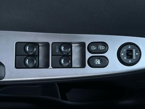 Hyundai Solaris I Рестайлинг с пробегом 2015 года, цена 980 000 рублей, 120555 км, седан, Автокод Объявления