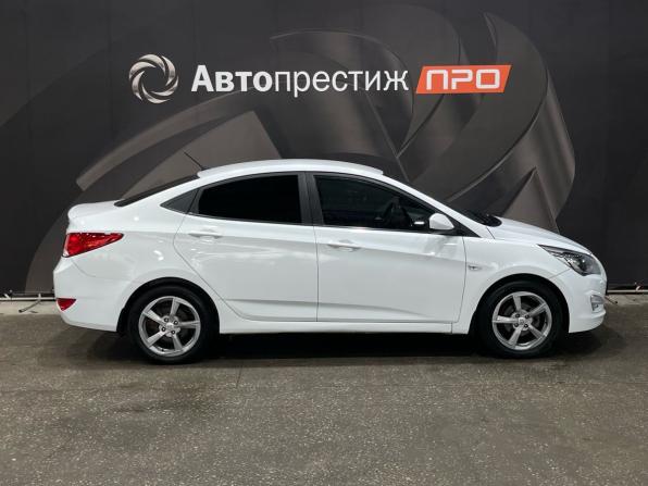 Hyundai Solaris I Рестайлинг с пробегом 2016 года, цена 870 000 рублей, 201396 км, седан, Автокод Объявления