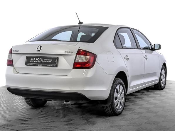 Skoda Rapid I Рестайлинг с пробегом 2019 года, цена 760 000 рублей, 205110 км, лифтбек, Автокод Объявления