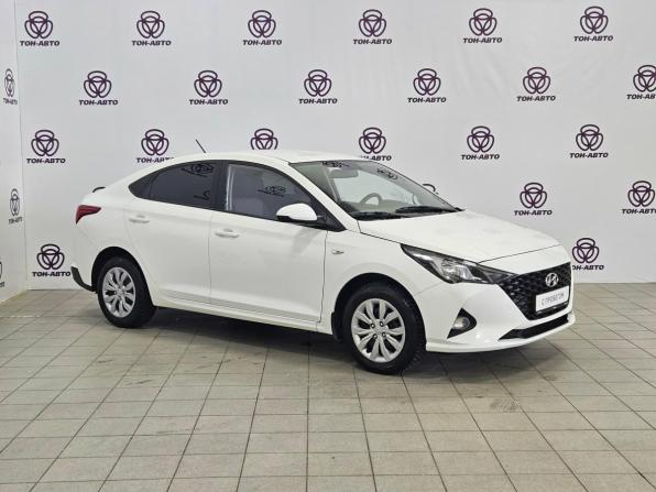 Hyundai Solaris II Рестайлинг с пробегом 2021 года, цена 1 161 000 рублей, 156579 км, седан, Автокод Объявления