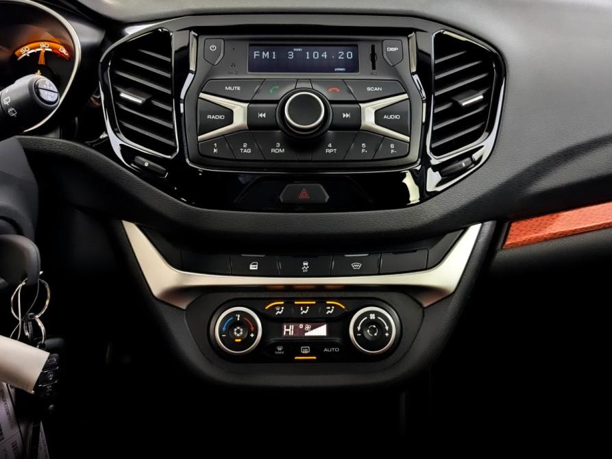 Lada (ВАЗ) Vesta I Москва  - изображение 15