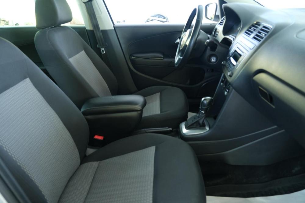 Volkswagen Polo V Омск  - изображение 17
